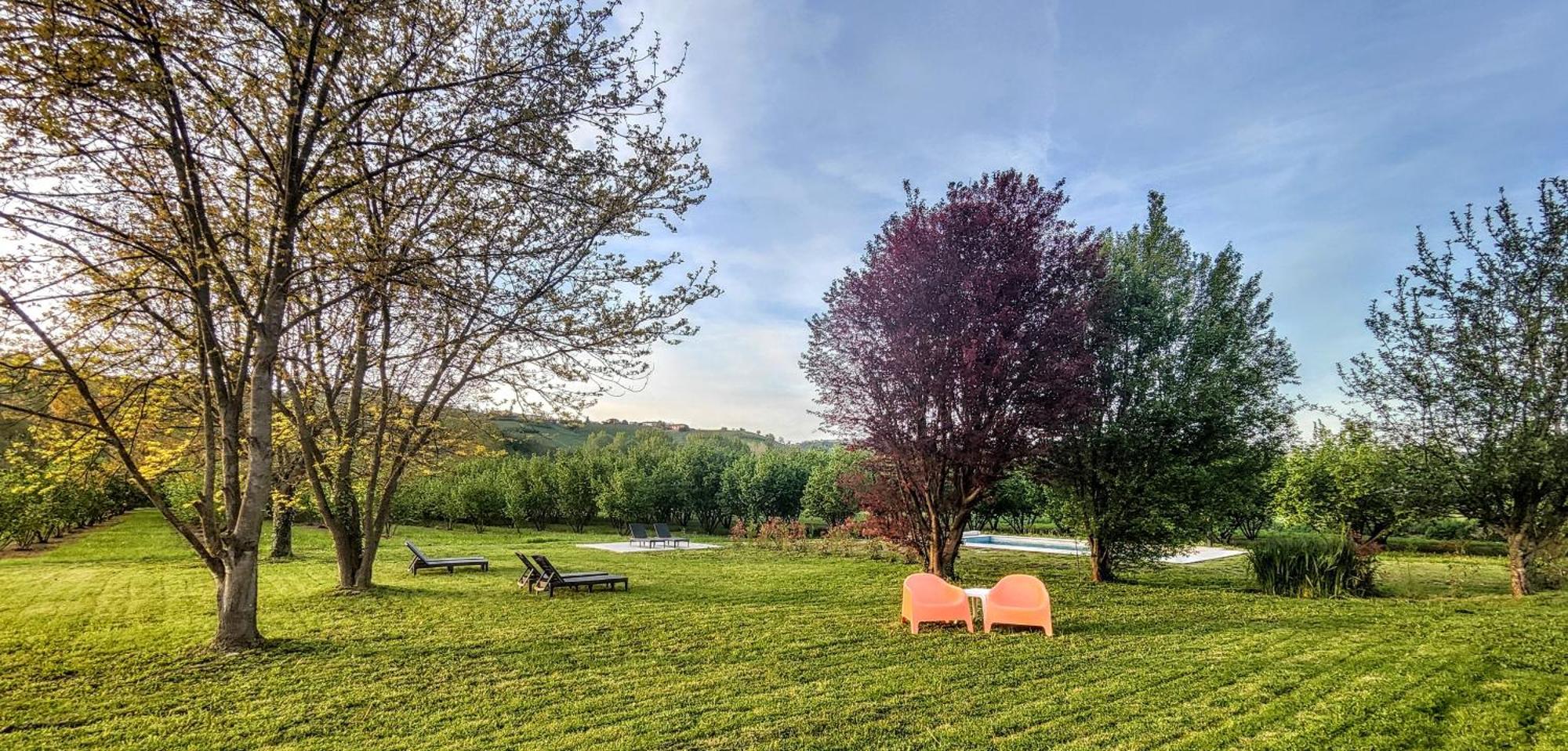 Miravigne House - Casa Di Campagna Con Cucina Castagnole delle Lanze Kültér fotó